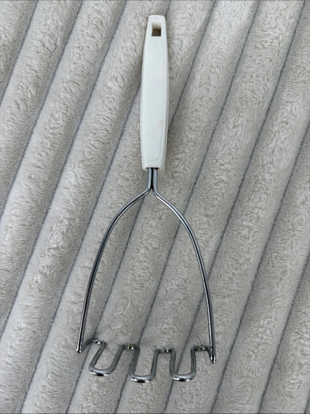 Vintage 70s Ecko “Spice Of Life” Floral Handle Potato Masher
